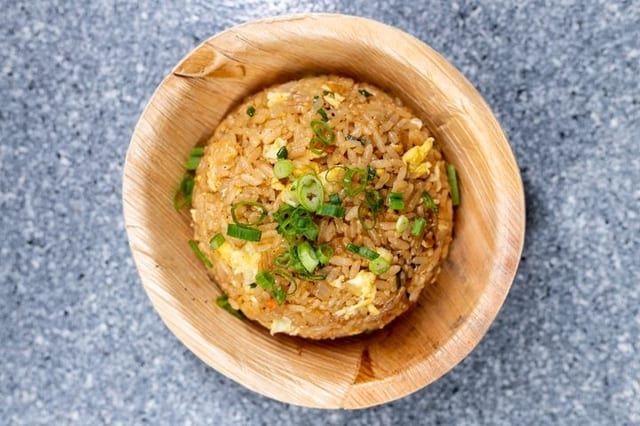 ToGo Veggie Fried Rice Platter (+4)